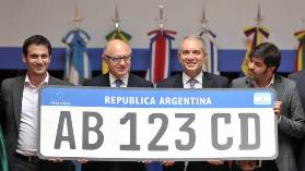 Nueva patente argentina para Motos y Autos-4